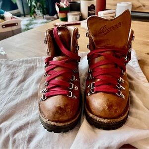 Danner Tan Leather Boots with Red Laces